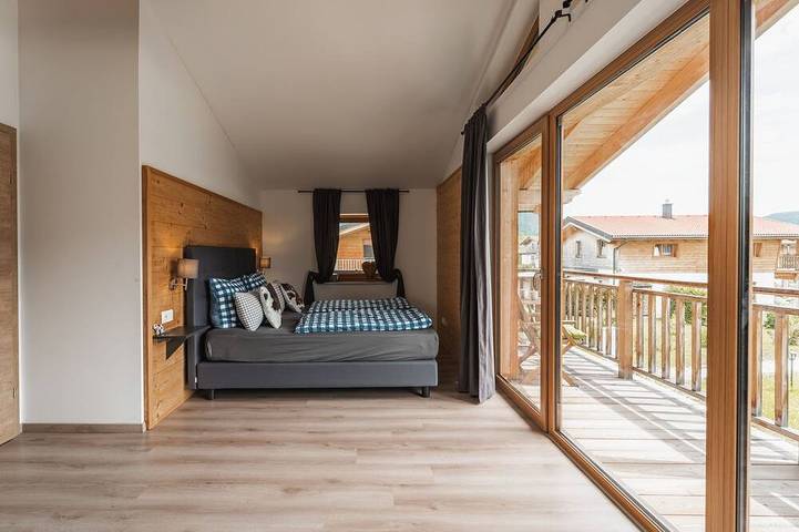 Chalet für 8 Personen, mit Balkon und Whirlpool sowie Garten, mit Haustier in Inzell - 2