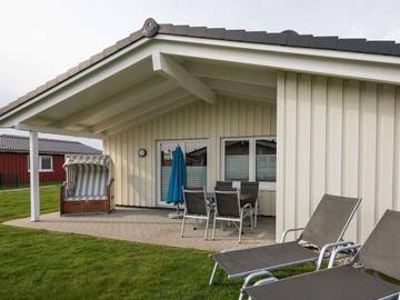 Ferienhaus für 4 Personen, mit Sauna und Garten sowie Terrasse in Dagebüll