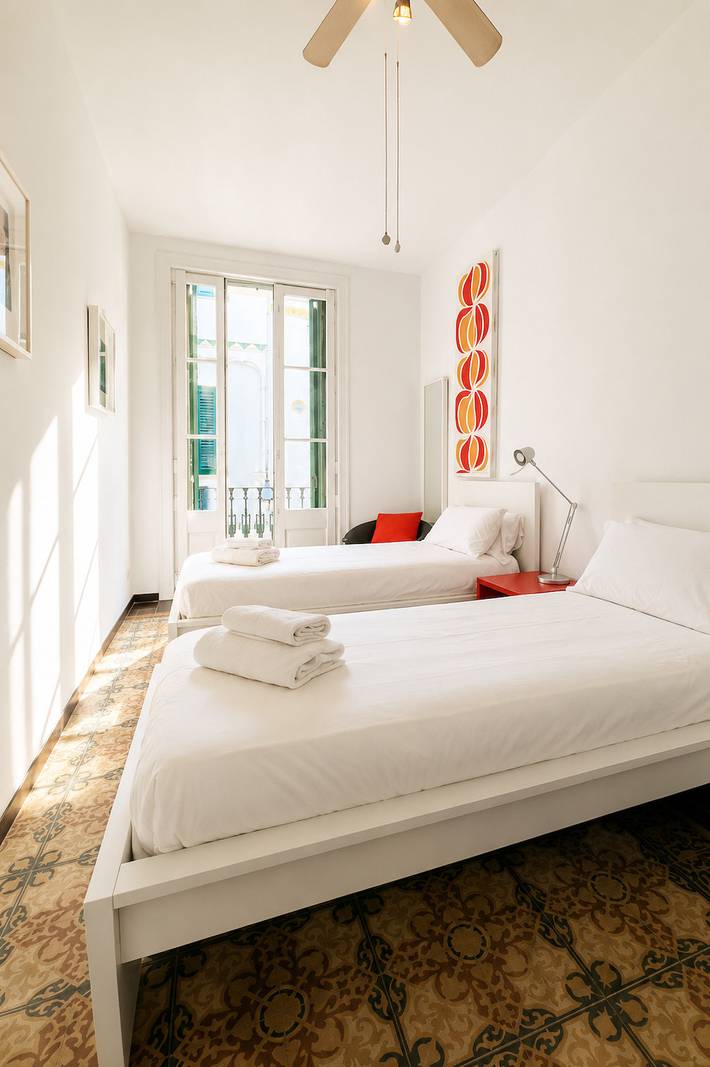 Appartamento intero, Appartamento vacanze per 4 persone con balcone in Platja de Sant Sebastià (Sitges), Sitges