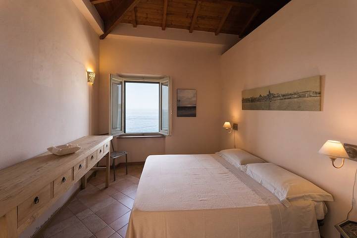 Ganze Wohnung, Apartment mit Meerblick-Terrasse in Alghero Vecchia, Sardinien