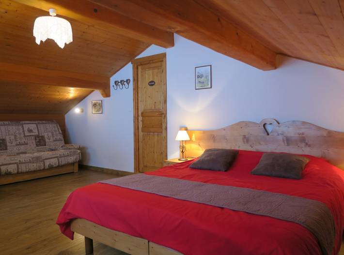 Gîte pour 12 personnes, avec jardin et balcon en Haute-Savoie - 4