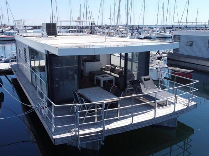 Boot für 4 Personen, mit Terrasse in Boltenhagen