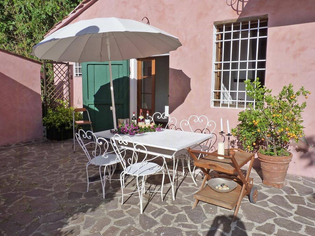 Ganze Wohnung, Erdgeschosswohnung mit Meerblick in der Nähe von Lucca in Massarosa, Italienische Riviera