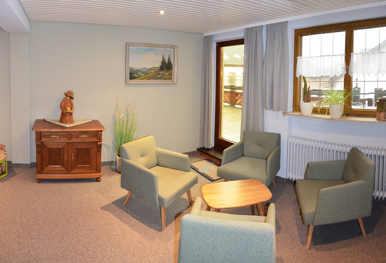 Hotel garni zur Linde - Fewo Nr. 2, 1 Schlafraum, 1 Wohn-/Schlafraum, max. 4 Personen in Lauf, Mittlerer Schwarzwald