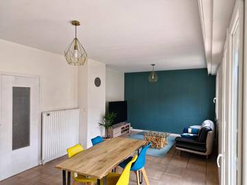 Gîte pour 5 personnes, avec terrasse à Talant
