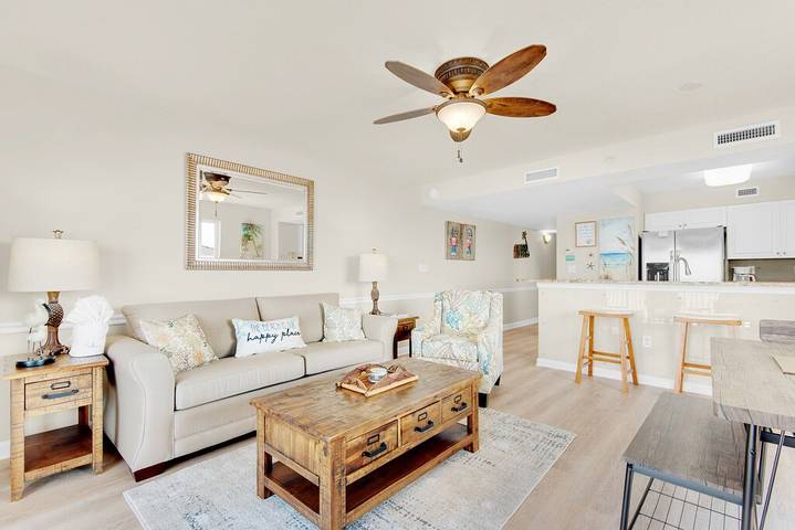 Vacation rental for 8 people, with balcony and hot tub as well as pool in Okaloosa Island