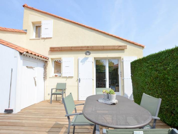 Location de vacances pour 5 personnes, avec piscine et terrasse dans La Palmyre - 3