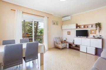 Apartment for 4 People in El Palmar, Costa Blanca, Photo 4