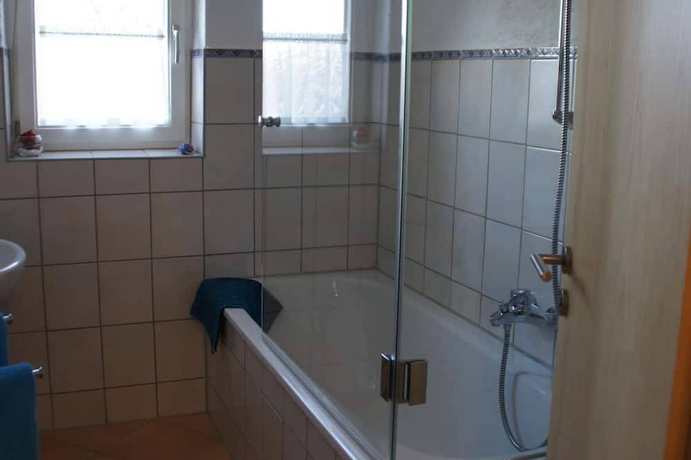 Ganze Wohnung, Ferienwohnung Loretta in Hergatz, Bayerisch Schwaben