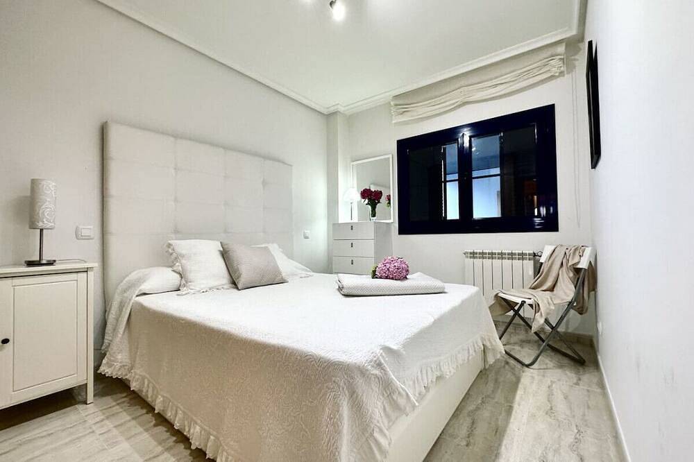 Entire apartment, Precioso apto en primera línea - La Goleta 6915 in Noja, Cantabrian Coast