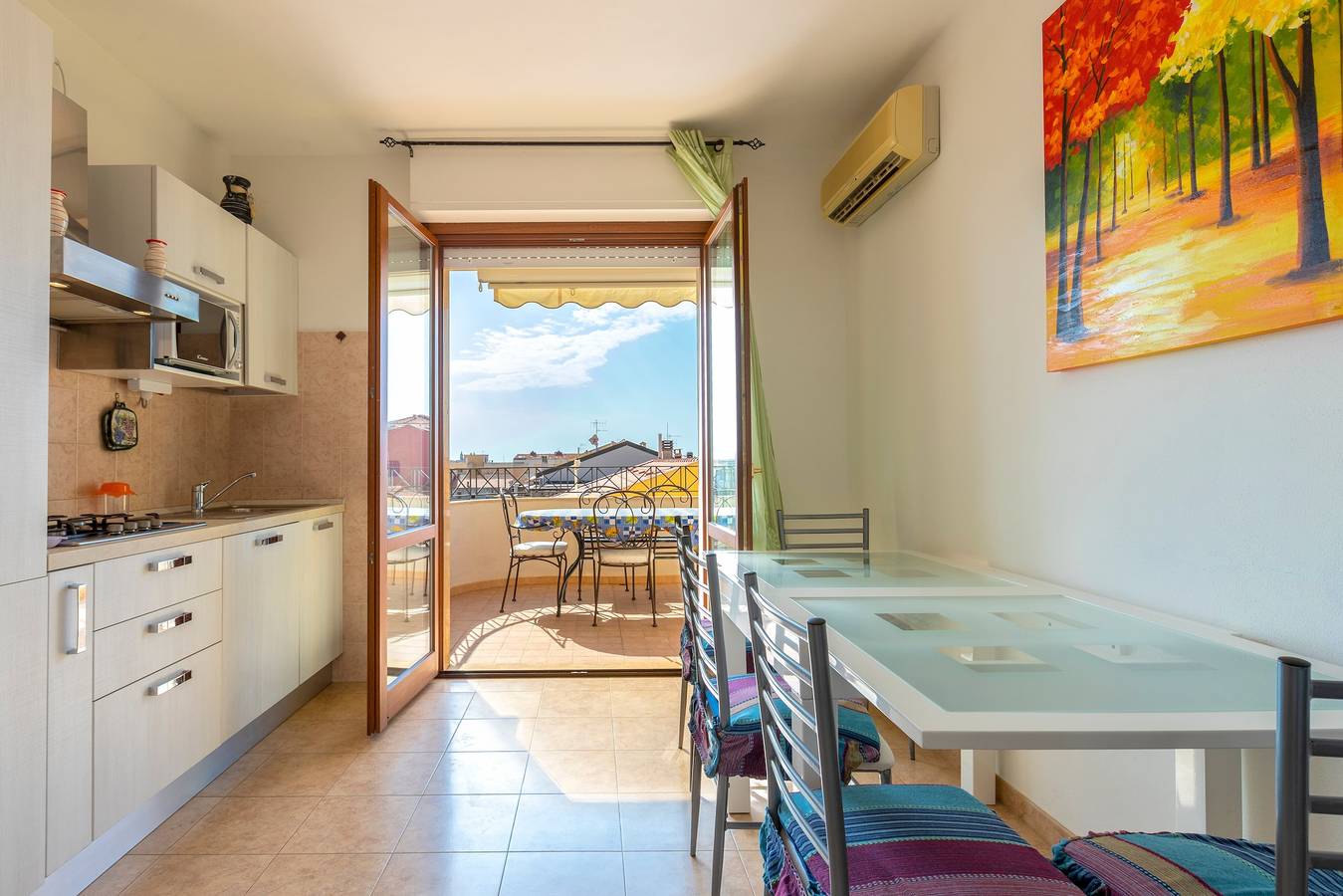 Ganze Wohnung, Ferienwohnung "Adriatico" nahe dem Strand mit Meerblick, A/C & Terrasse in Lido San Giovanni, Alghero
