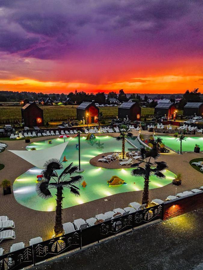 Parc de vacances pour 7 personnes, avec piscine et jardin, animaux acceptés dans Radawa - 4