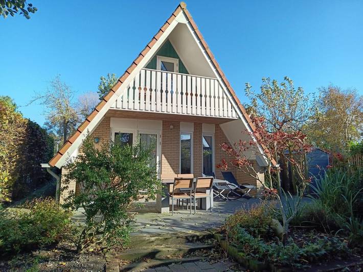 Vakantiehuis voor 4 personen, met tuin en terras, kindvriendelijk in Sint Maartensvlotbrug