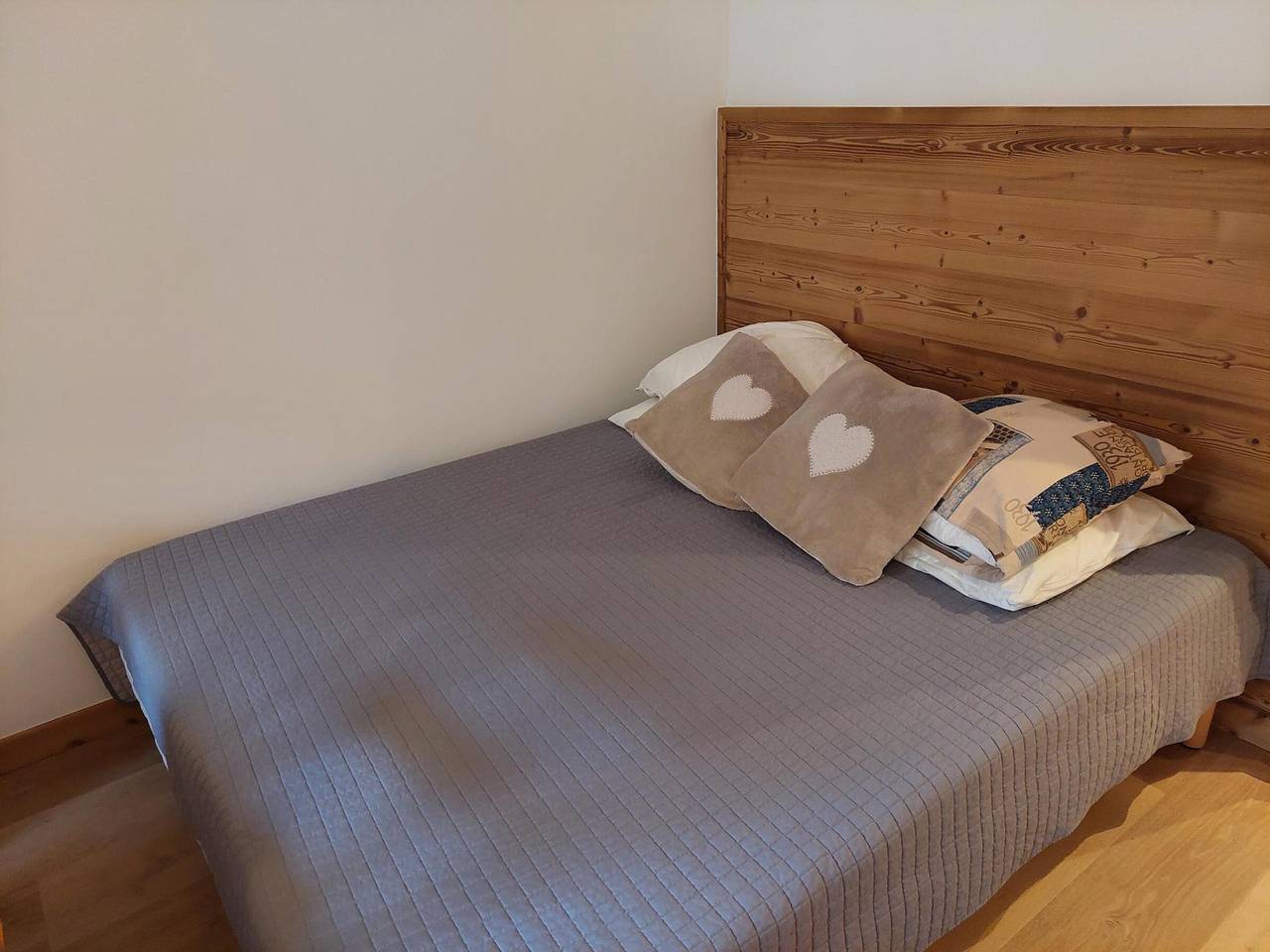 Estudio entero, Encantador estudio para 2 con balcón en Brides-les-Bains in Brides-les-Bains, Massif de la Vanoise
