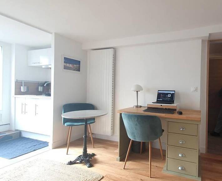 Gîte pour 2 personnes, avec terrasse à Cachan