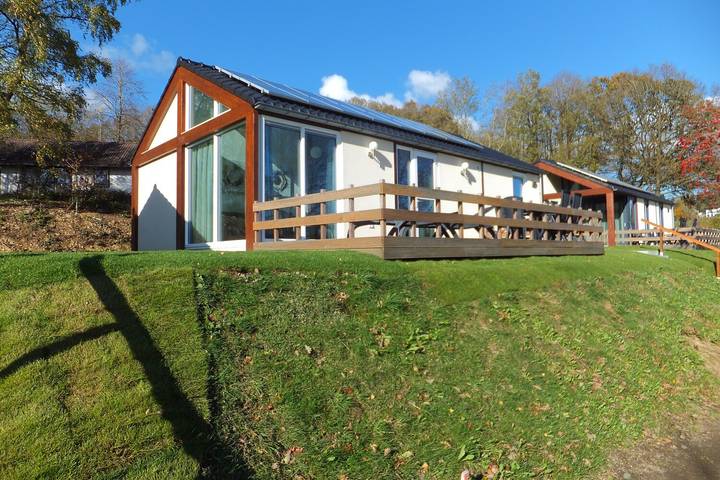 Bungalow für 4 Personen, mit Balkon/Terrasse und Terrasse sowie Garten und Sauna