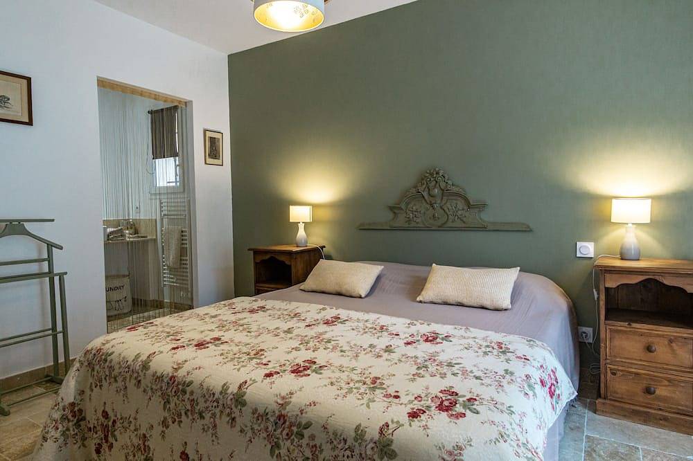 Stunning house on the edge of the Luberon in Cheval-Blanc, Parc naturel régional du Luberon