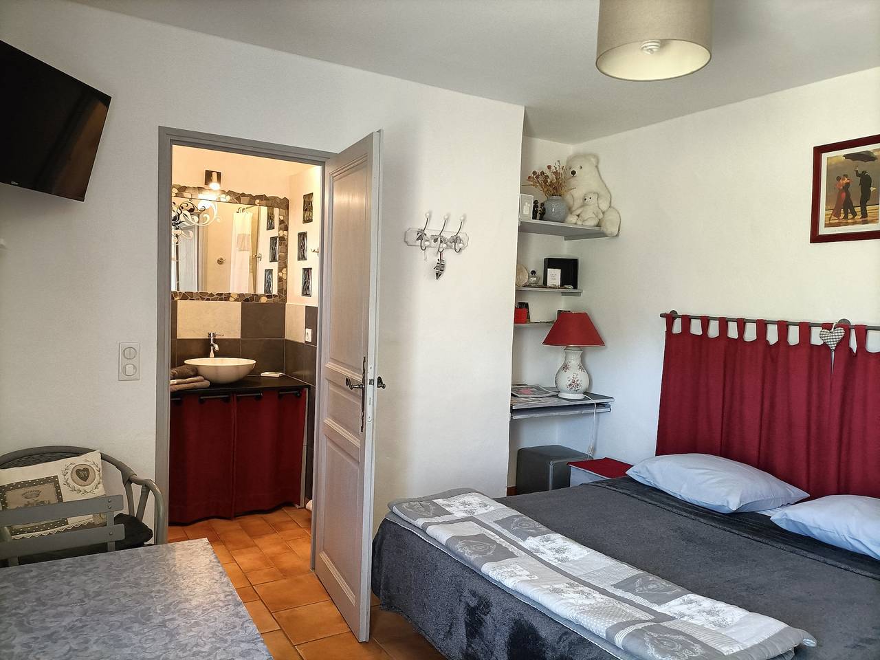 2 à 6 pers : P'tits déjeuner park gratuit sécurisé - Location 2 pers in Cavaillon, Parc naturel régional du Luberon