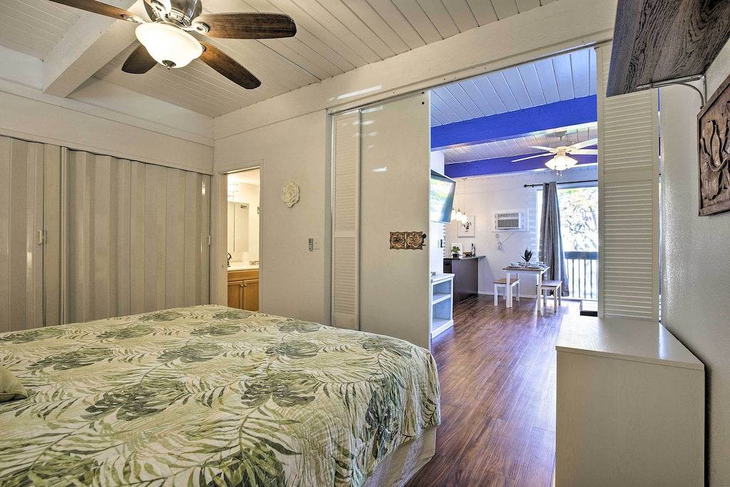 Ganze Wohnung, Airy Kailua-Kona Condo < 1 Mi to Beach + Town in Kailua-Kona, South Kona