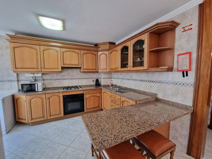 Gîte pour 6 personnes, avec piscine ainsi que balcon et vue à Ovar - 4