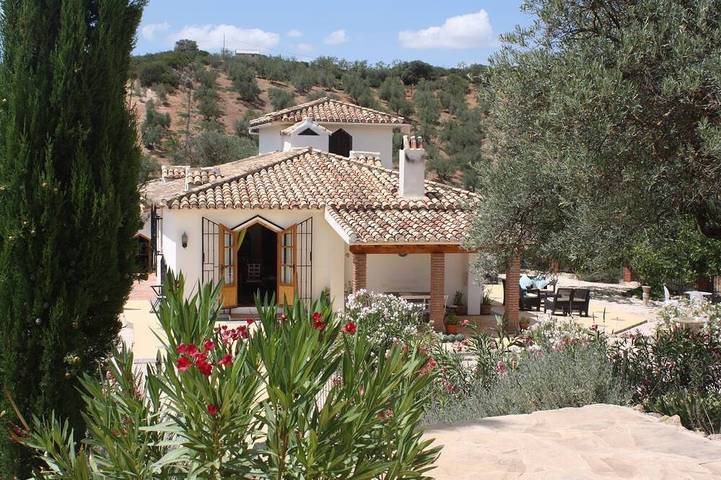 Schöne Villa mit fabelhaften 12m gated Pool, Klimaanlage und Wi-Fi in Loja, Granada Provinz