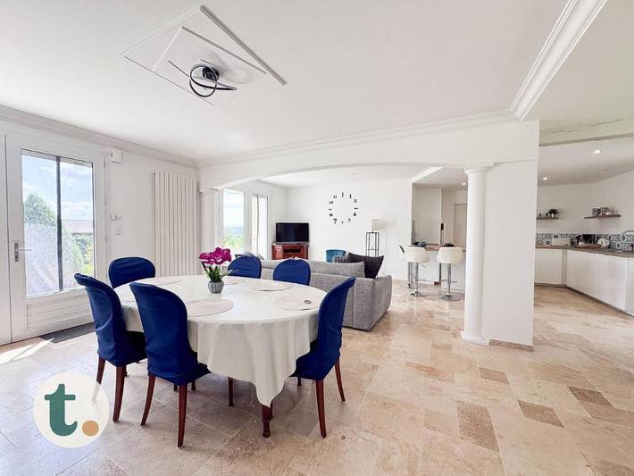 Location de vacances pour 8 personnes, avec jardin et terrasse à Treize-Vents - 2