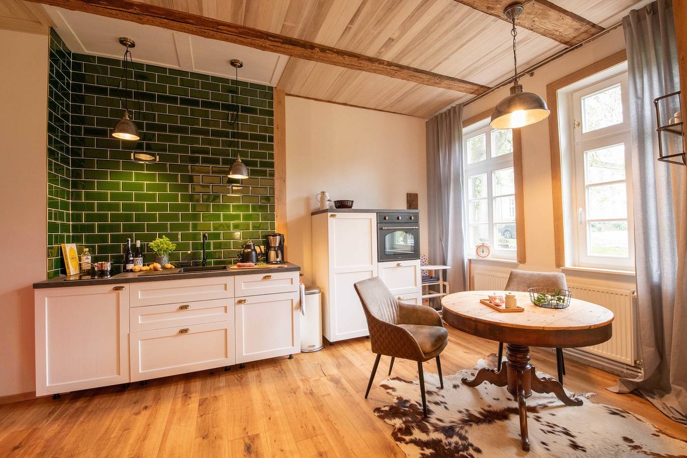 Ganze Ferienwohnung, Kutscherstube in Fürstenberg, Landkreis Holzminden