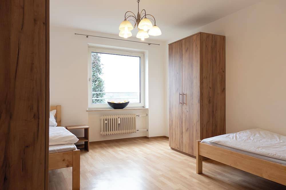 Ganze Wohnung, Wohnen bei Franzi: Hochwertige Wohnung mit Fernblick für 4-6 Personen in Altötting, Landkreis Altötting