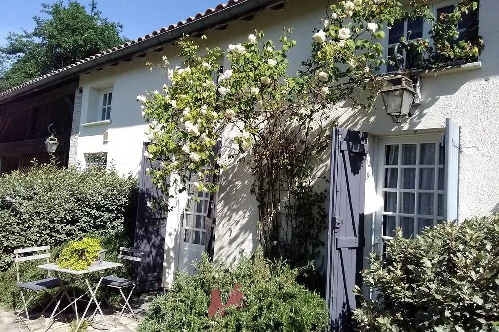 19th century building 3 stars *** in Arsac, Lesparre-Médoc region