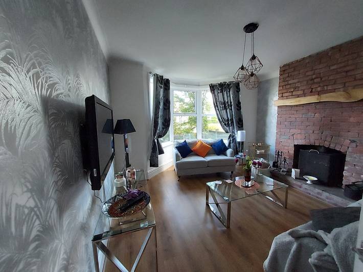Holiday letting for 3 people, with terrace and garden, child-friendly in Morecambe Bay