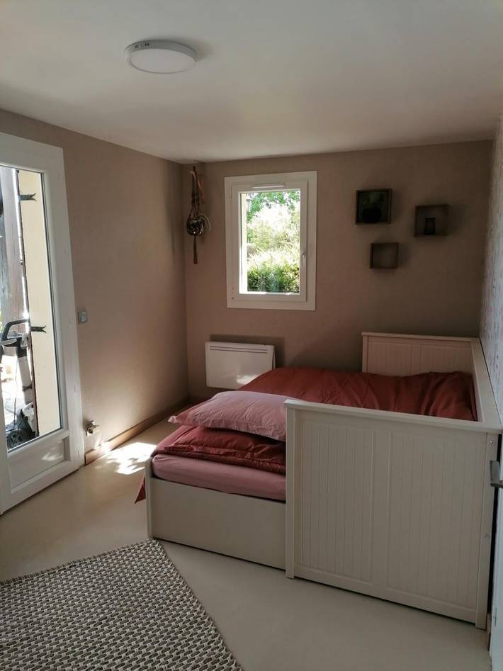 Chambre d’hôte pour 2 personnes, avec piscine ainsi que sauna et jardin dans l' Ain - 4