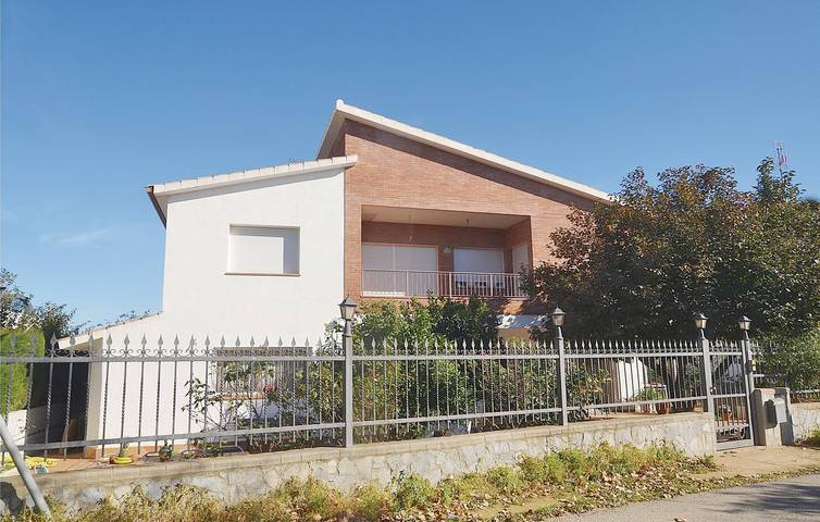 Ferienhaus für 14 Personen, mit Terrasse und Garten in Katalonien - 2