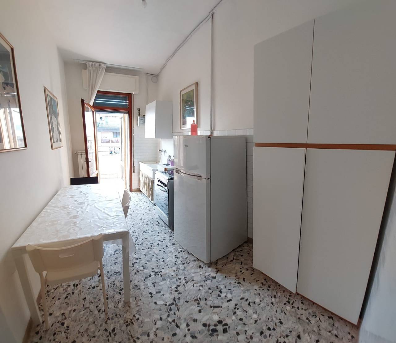 Ganze Wohnung, Apartment 'Vistamare' mit Meerblick und Balkon in Sottomarina, Chioggia