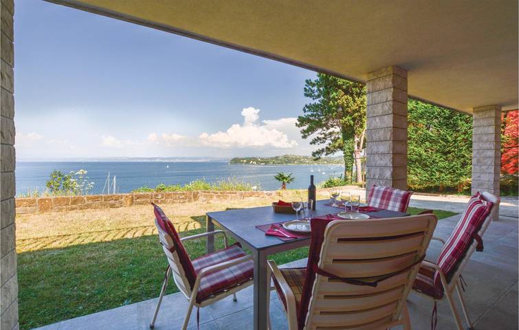 Gîte pour 2 personnes, avec terrasse à Portoroz - 3
