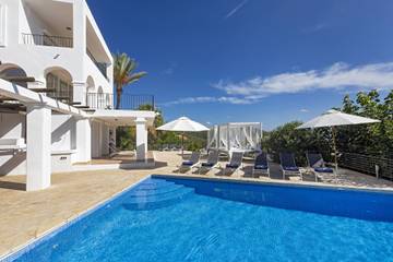 Villa in Sant Antoni de Portmany, Ibizas Küste für 11 