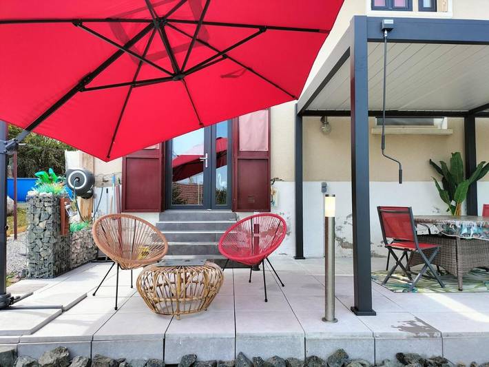 Gîte pour 2 personnes, avec Terrasse ainsi que Jardin et Vue à Bellerive-sur-Allier - 2