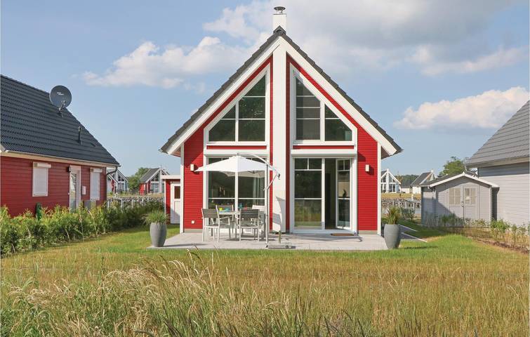 Gemütliche Wohnung mit Terrasse und Parkplatz in der Nähe der Trattoria Punto Uno in Zerpenschleuse, Wandlitz