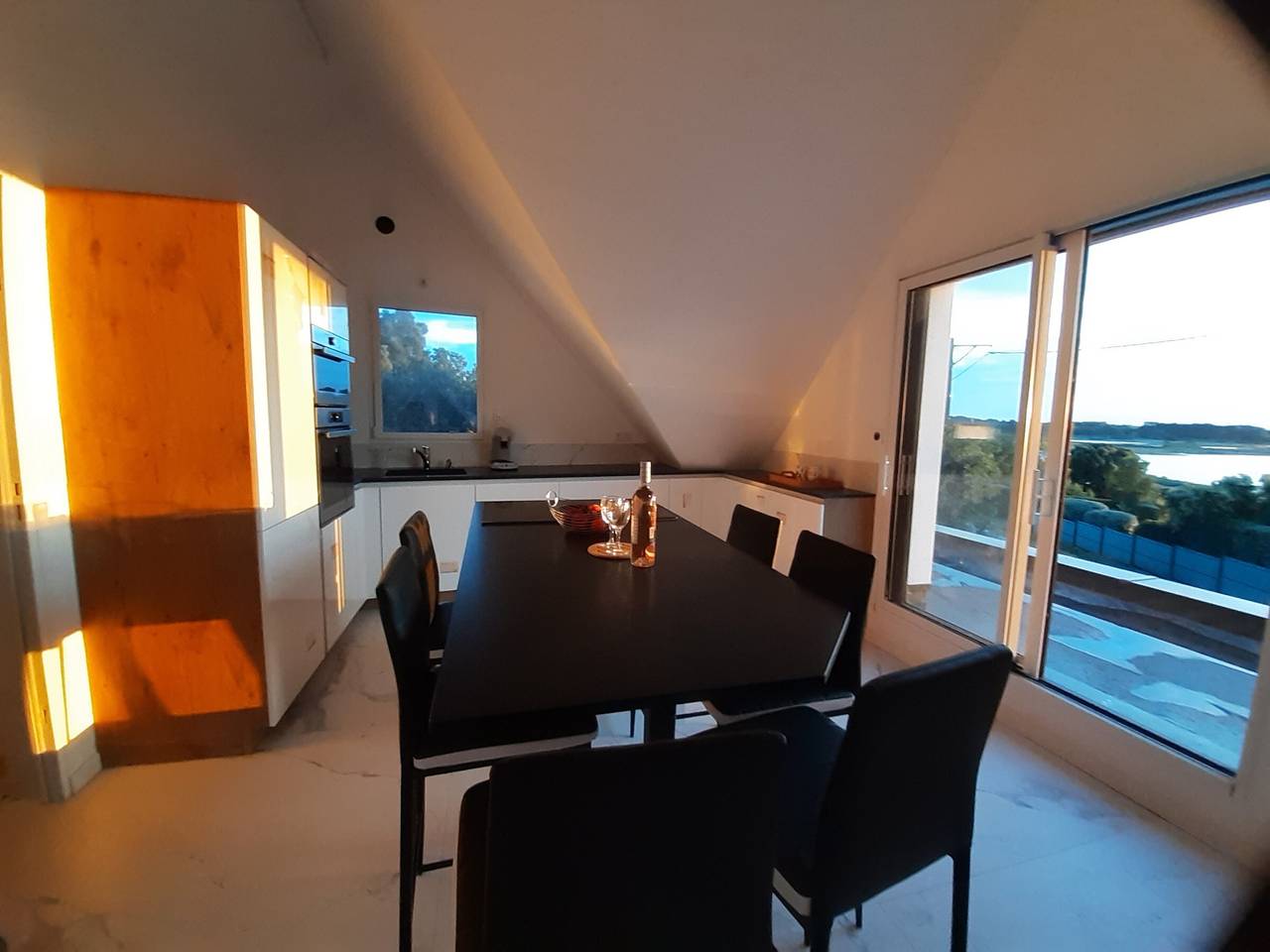 Apartamento entero, Saint-Colombier - Joli appartement avec vue sur le Golfe du Morbihan  in Sarzeau, Côte des Mégalithes