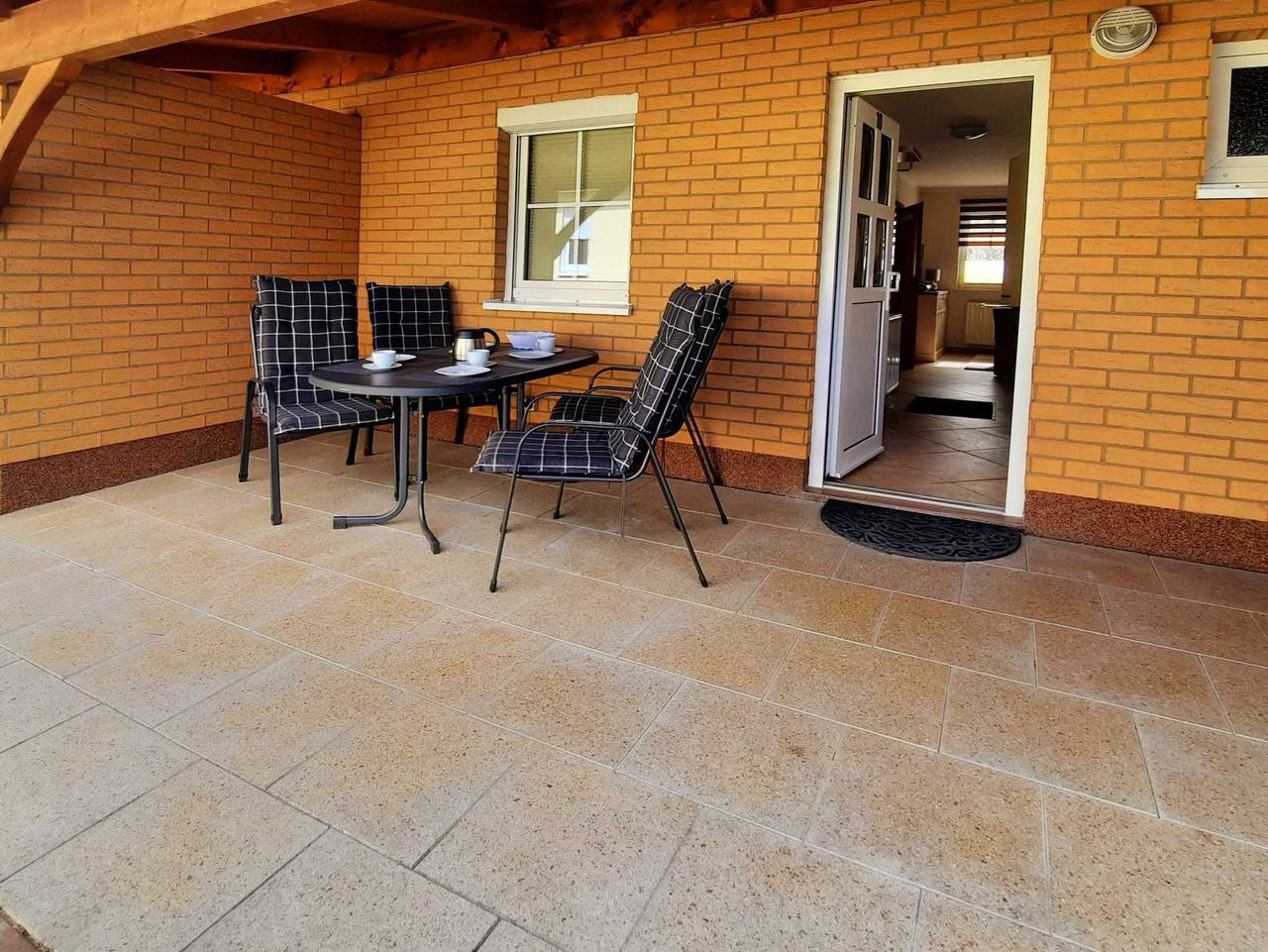 Ganze Ferienwohnung, Bungalow Nr. 9 & 10 Fahrradboxen verschließbar vorhanden! - Bungalow 9, Fahrradbox verschließbar vorhanden! in Binz, Rügen