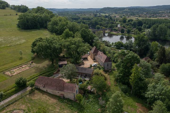 Domaine de Vic, House for 4 to 6 Guests in Saint-Chamassy, Périgord