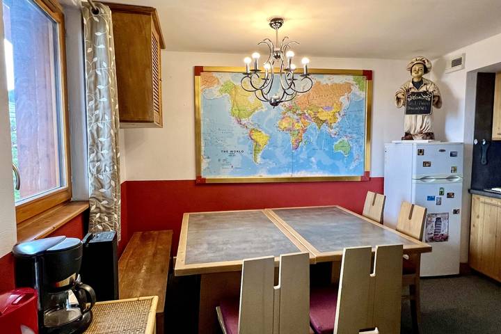 Appartement de vacances pour 10 personnes, avec piscine ainsi que sauna et balcon, animaux acceptés