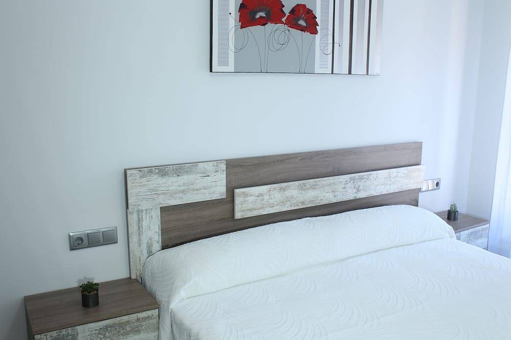 Entire apartment, Air-Conditioned Accommodations In The Historic Center in Ciudad Rodrigo, Salamanca Province