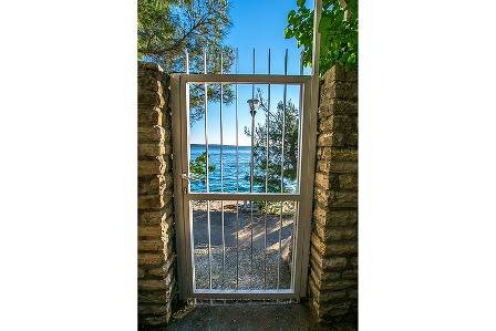 Ferienwohnung für 4 Personen, mit Balkon/Terrasse und Balkon in Starigrad Paklenica - 2