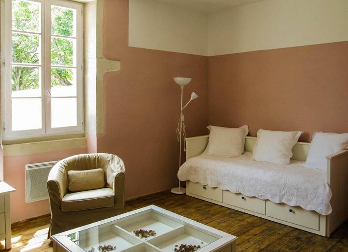 Maison d’hôte pour 8 personnes, avec jardin ainsi que vue et piscine, adapté aux familles à Colonzelle - 4