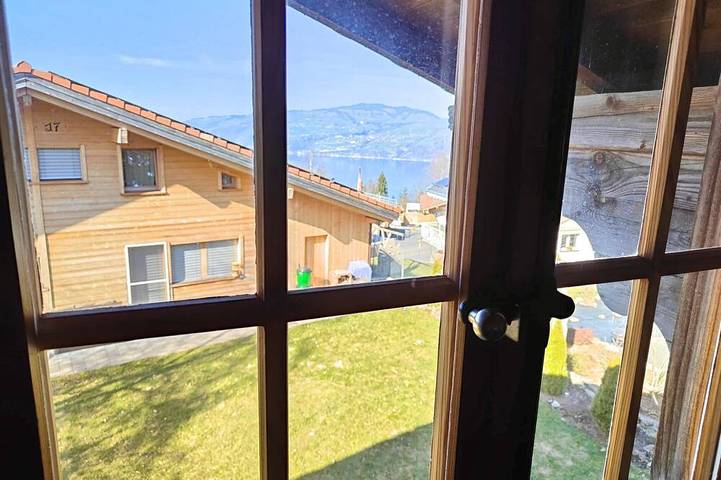 Gîte pour 6 personnes, avec jardin et balcon à Aeschi bei Spiez
