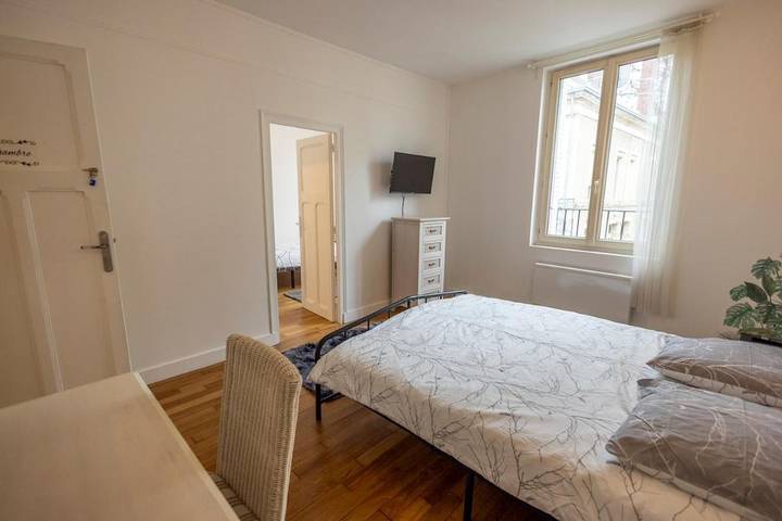 Gîte pour 12 personnes à Cloyes-sur-le-Loir - 3