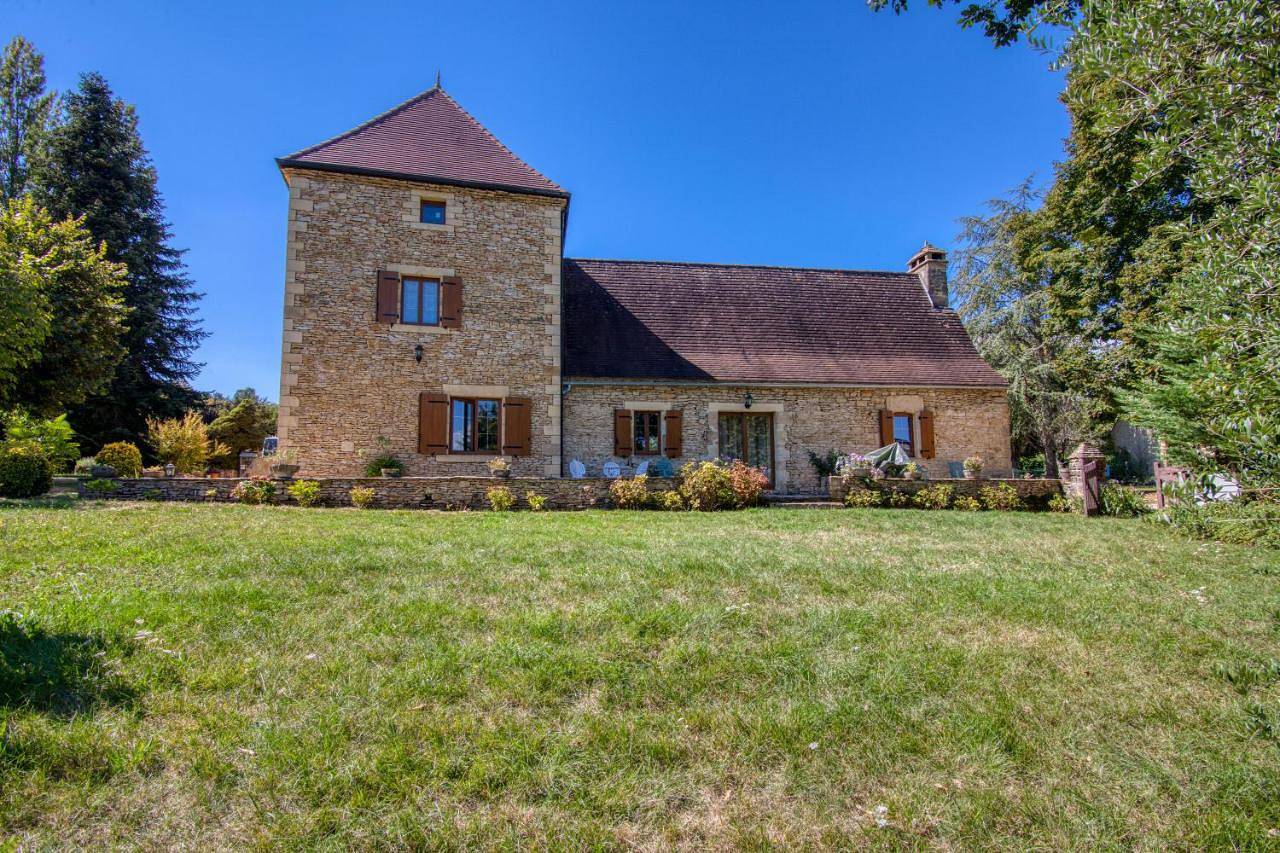 Three-Bedroom House in Marcillac-Saint-Quentin, Périgord Noir