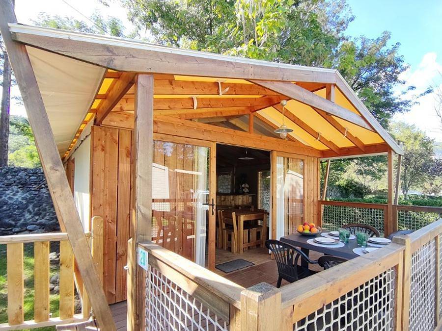 Camping L'eau Vive - Bungalow toilé 4 personnes - Lodge in Vernet-les-Bains, Parc naturel régional des Pyrénées catalanes