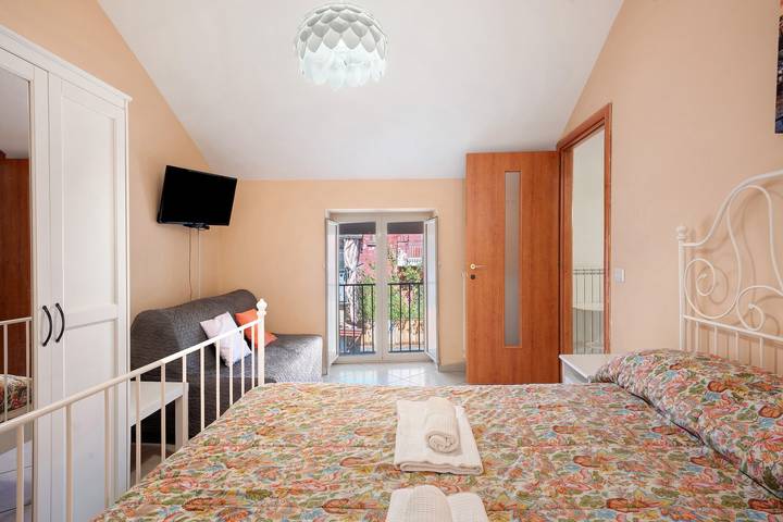 Appartamento intero, Appartamento 'Bilocale Standard' con vista mare, giardino in comune e Wi-Fi in Gragnano, Monti Lattari