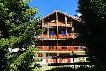 Gîte pour 9 personnes dans Office De Tourisme La Toussuire